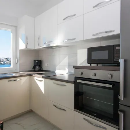 Apartman In Rogoznica (Sibenik-Knin)