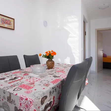 In Rogoznica (Sibenik-Knin)